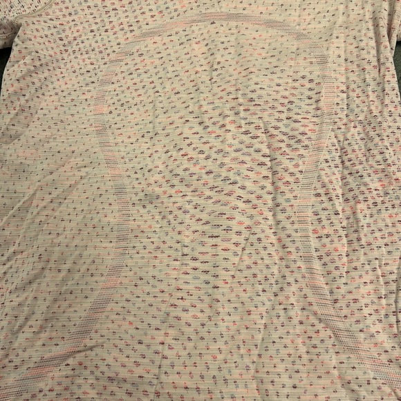 Lululemon long sleeve pink top - Picture 2 of 12